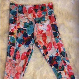 COPY - Zyia Zipper Floral Light N Tight Leggings …